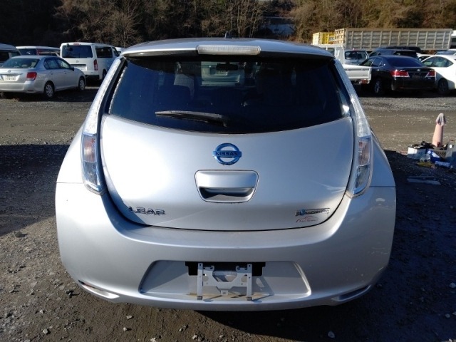 2013 NISSAN LEAF